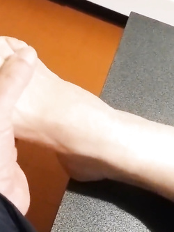 Mia moglie viene messa a nudo 2