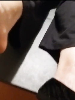 Mia moglie viene messa a nudo 2