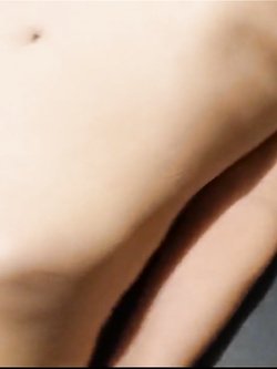 Mia moglie viene messa a nudo 5