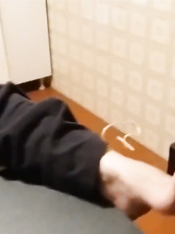 Mia moglie viene messa a nudo 7