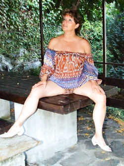 giocando in giardino