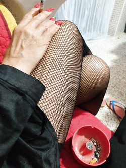 TROIA puledrona 64 anni ficona slabbrata