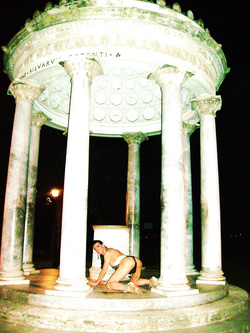 LA NOTTE SI SBORRA CAZZO!!!