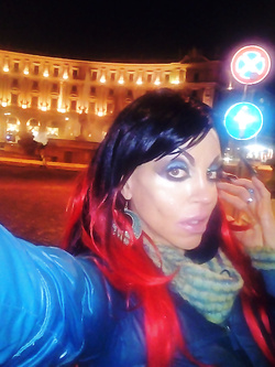 PER CAZZI LUNGI E GROSSI CLICCAAA