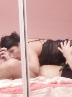 Io e Francesca amiamo guardarci dall'esterno