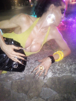 ORA CAZZI IN GOLA SU AMA PORN