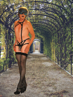 Sissy Mari black tape project