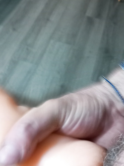 Mi sego con una finta vagina