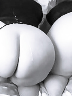 Sorelle ucraine che si divertono