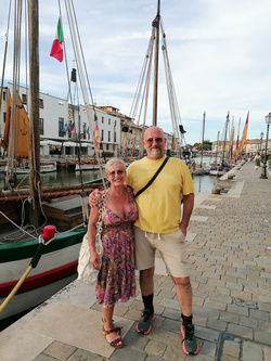 MaxeBetty coppia lui cuckold dichiarato