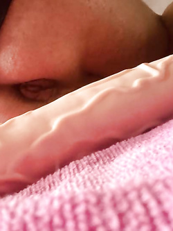 Dildo nel culo sfondato