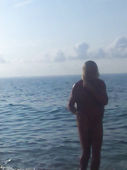 OCA LA VACCA:BATTONA AL MARE PROSTITUTA SCHIAVA 3285932523