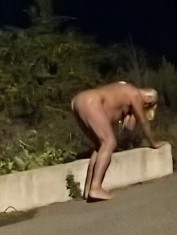 OCA LA VACCA:BATTONA IN STRADA PROSTITUTA SCHIAVA 3285932523