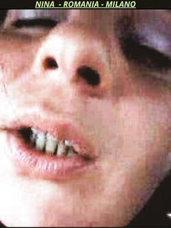 NICOLETA - MILANO - PORCELLA ESIBIZIONISTA