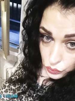 MIKAELA DA CERVIA - VACCA MOLDAVA