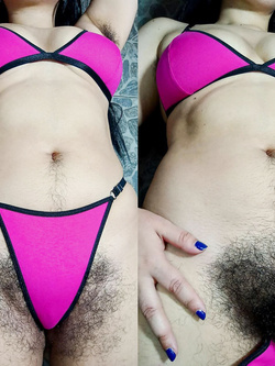 Tettona esibizionista