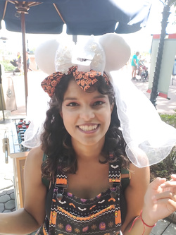 Troia Katherine tette grandi