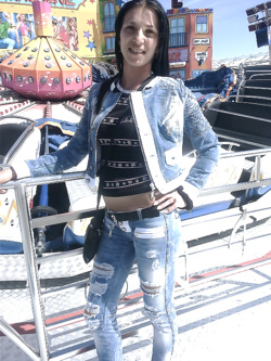 MIKELA - ZINGARA RUMENA IN AZIONE