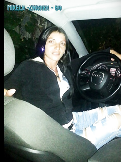 MIKELA - ZINGARA RUMENA IN AZIONE