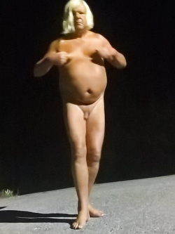 OCA LA VACCA:BATTONA AL LAVORO PROSTITUTA SCHIAVA 3285932523