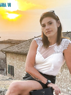 ESIBIZIONI DI COPPIE E SINGOLI