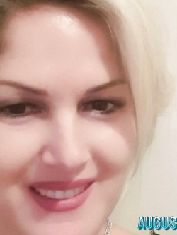 ESIBIZIONI DI COPPIE E SINGOLI