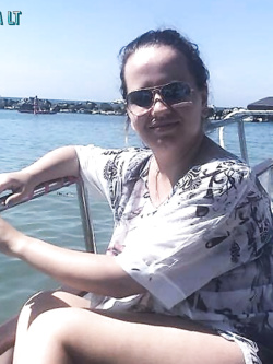 IONELA ESIBIZIONISTA DI LATINA