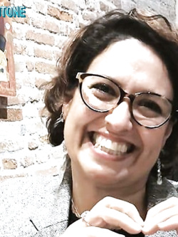 LA CALIENTE ROSALIA DA CROTONE