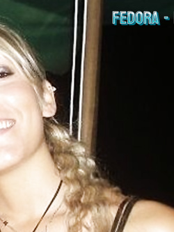 FEDORA BIONDA SEXY DI RIMINI