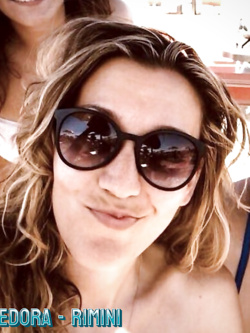 FEDORA BIONDA SEXY DI RIMINI