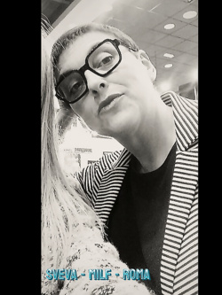 DONNE CHE ADORANO IL PORNO