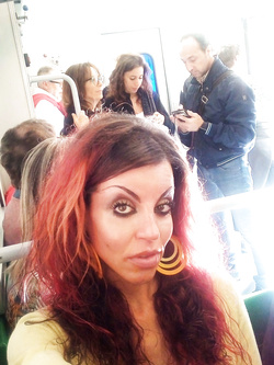 SBORTRA IN CULOOOO CAZZZZOOOOOOOOOOOOOOOOOOO