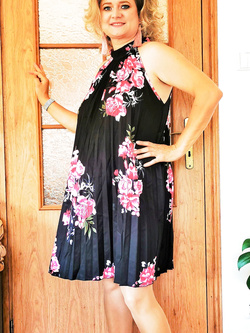 bella moglie mostra grandi seni e figa pelosa sexy wife