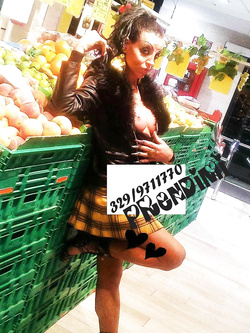 STO INGOIANDO CAZZOOO,,,,CLICCAAAA