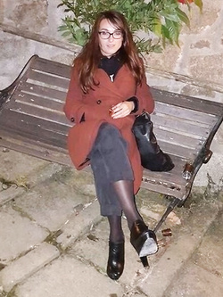 Pompinara con gli occhiali!