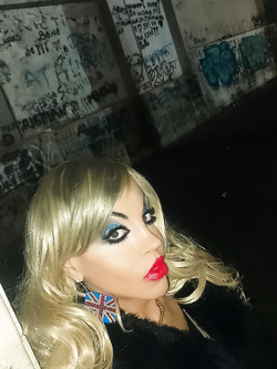 DAIII CAZZOOOOO CLICCCAAA