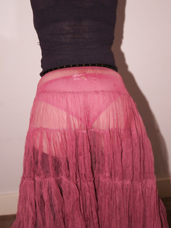 CASALINGHE MOGLI IN COLLANT PER CASA