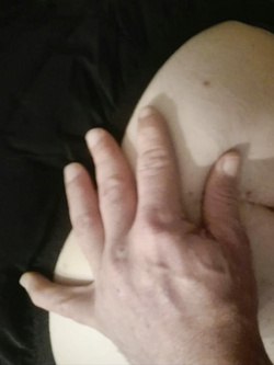 Mia moglie scopata Prima di uscire...si eccita leggendo i vostri commenti