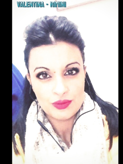 VALENTINA ESIBIZIONISTA DI RIMINI