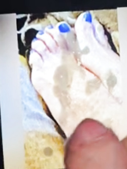 Vostri Tributi di sborra su mia moglie