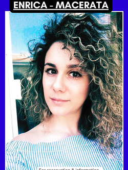 ENRICA SUPER ESIBIZIONISTA