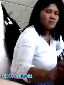 SUPER FILIPPINA MILF ESIBIZIONISTA