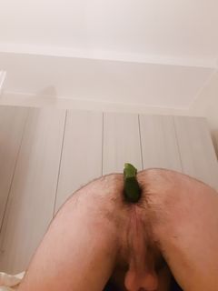 Io e il cetriolo...in mancanza di altro...