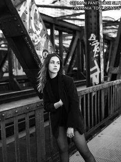 German pantyhose slut Antonia Schatz Parte 2